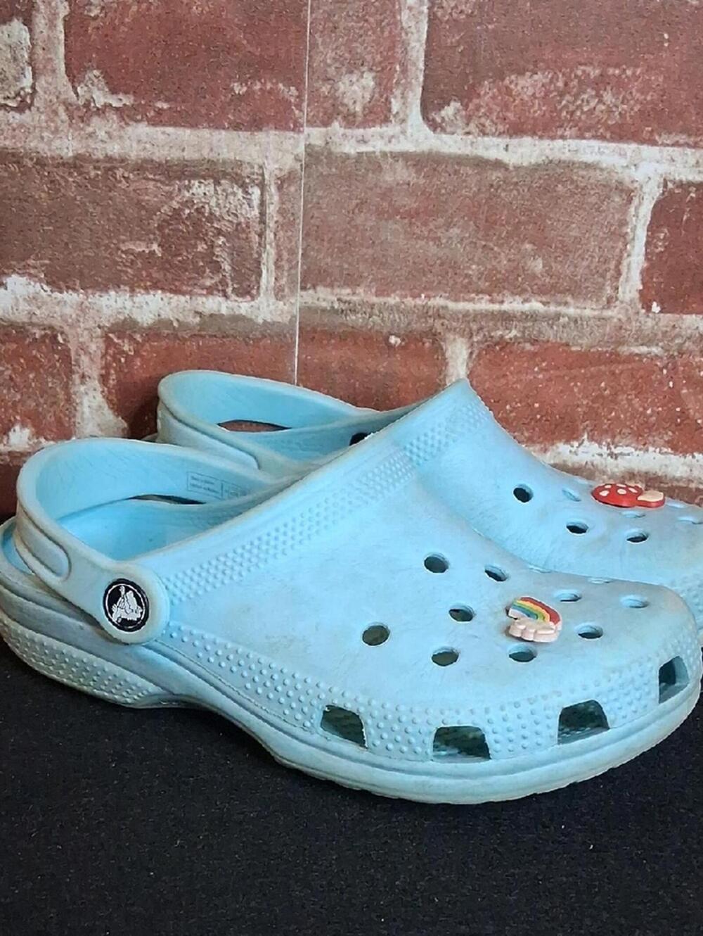 Crocs Girls Size 3 Blue Sandals Clogs with Jibbitz